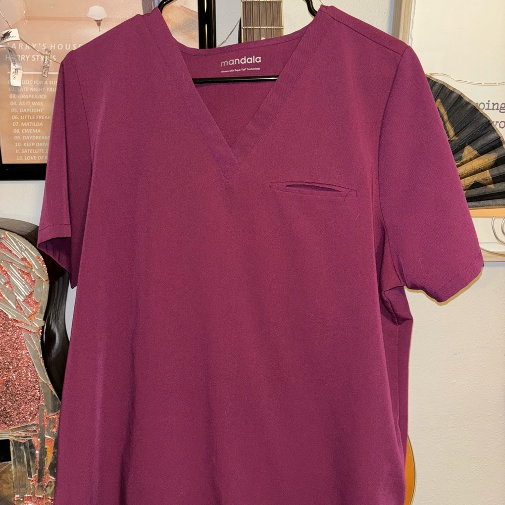 Mandala Women's Short Sleeve V-Neck Top - Rich Purple